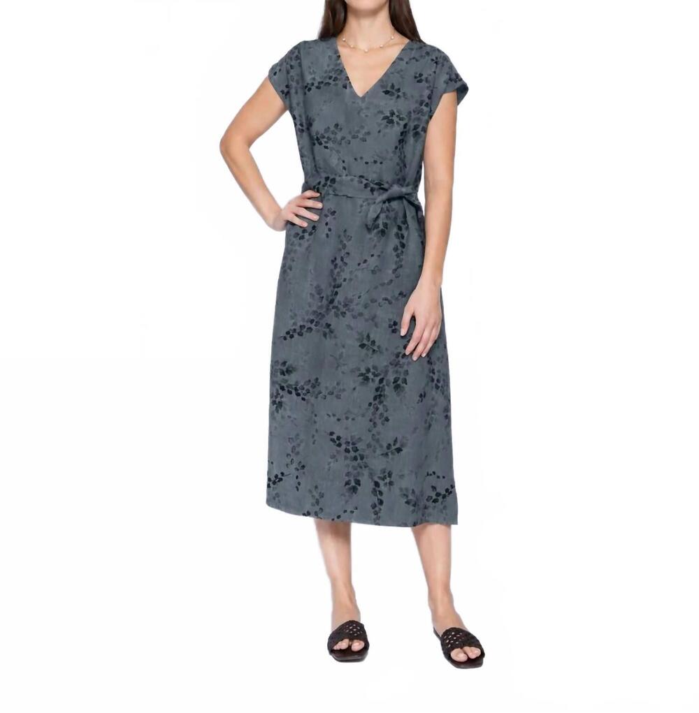NEW BLUEBERRY tie waist midi dress in slate flora